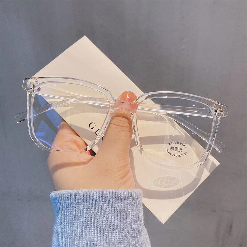 Modna kwadratowe okulary kobieta przezroczysta blokujące niebieskie światło okulary komputerowe przezroczyste soczewki Retro czarny nieregularna oprawka okularów 2023
