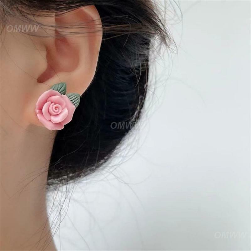 Ladies Accessories Exquisite No Fading Elegant Earrings Durable Flower Earrings Electroplating Not Allergic Rose Earrings Alloy