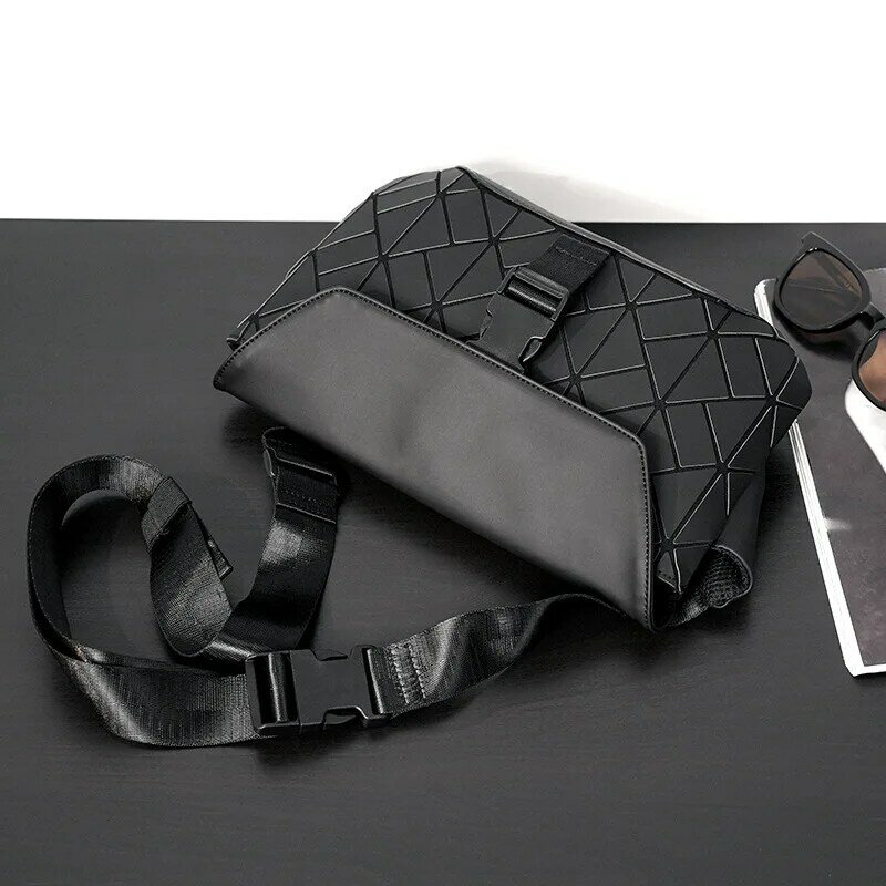 Fashion Leather Men's Shoulder Bag Lattice Vertical Crossbody Bag  Large Capacity Casual Large Capacity Flip Zipper Bag For iPad