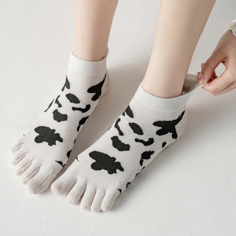 5 Pairs New Women's Five Finger Socks Sweet  Milk BlackWhite Stripes Cotton Summer Shallow Split Toe Socks Girls Sports Socks