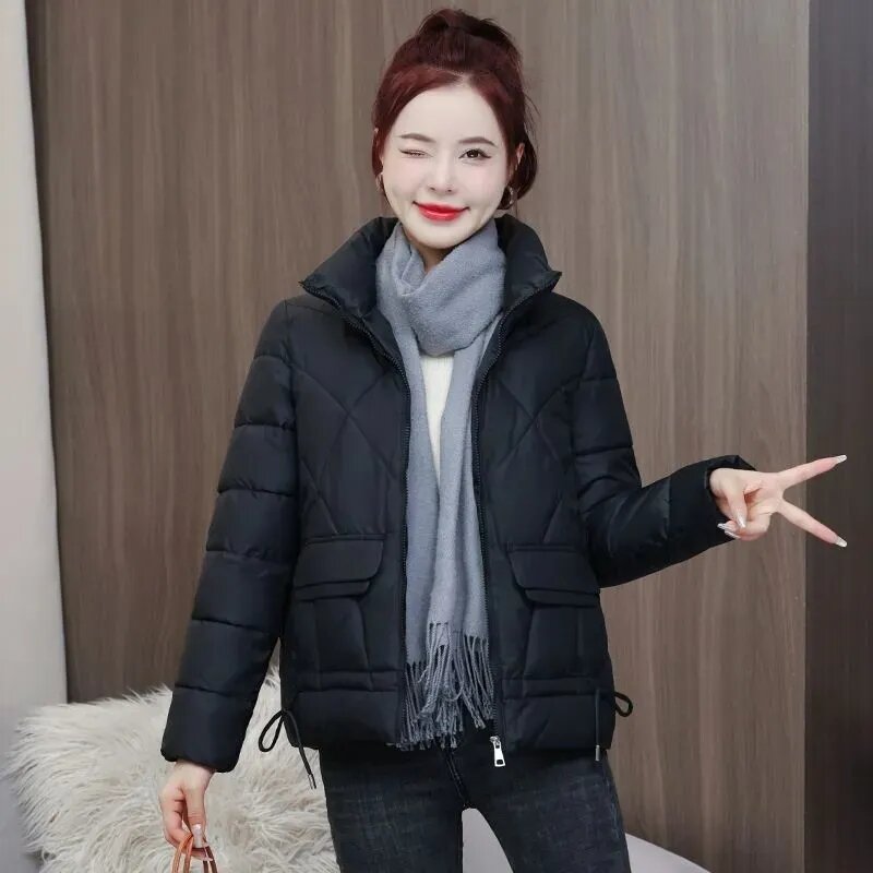 Женская короткая куртка на пуху, повседневная утепленная парка свободного покроя из хлопка, Корейская верхняя одежда, для зимы, 2023