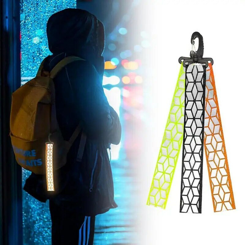 Safety Reflective Pendant Reflective Safety Keychain For Backpack Lightweight And Portable Outdoor Tool For Running Cycling