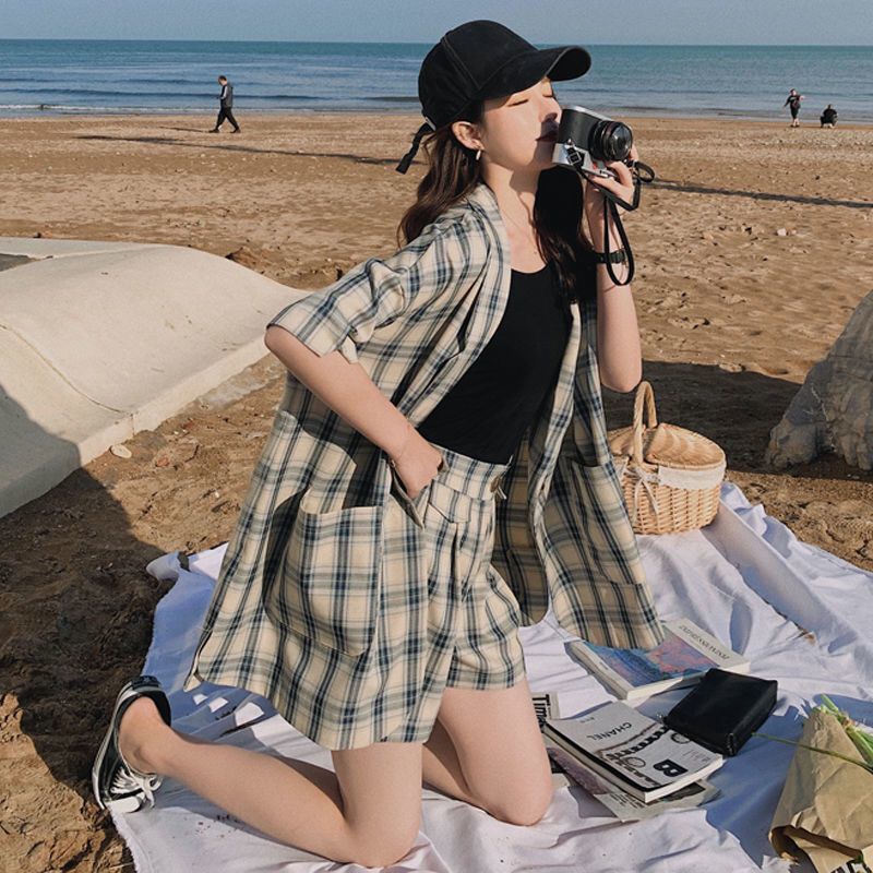 Модный повседневный комплект для женщин, Новинка весна-лето 2024, шорты в Корейском стиле, стильный и возрастной комплект из двух предметов