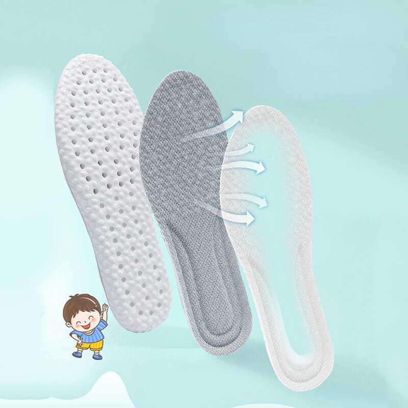 แผ่นรองในรองเท้าสำหรับเด็กเบาะวิ่งเสริมกระดูกตาข่าย PU ระบายอากาศได้แผ่นรองในรองเท้าสำหรับเด็ก1คู่