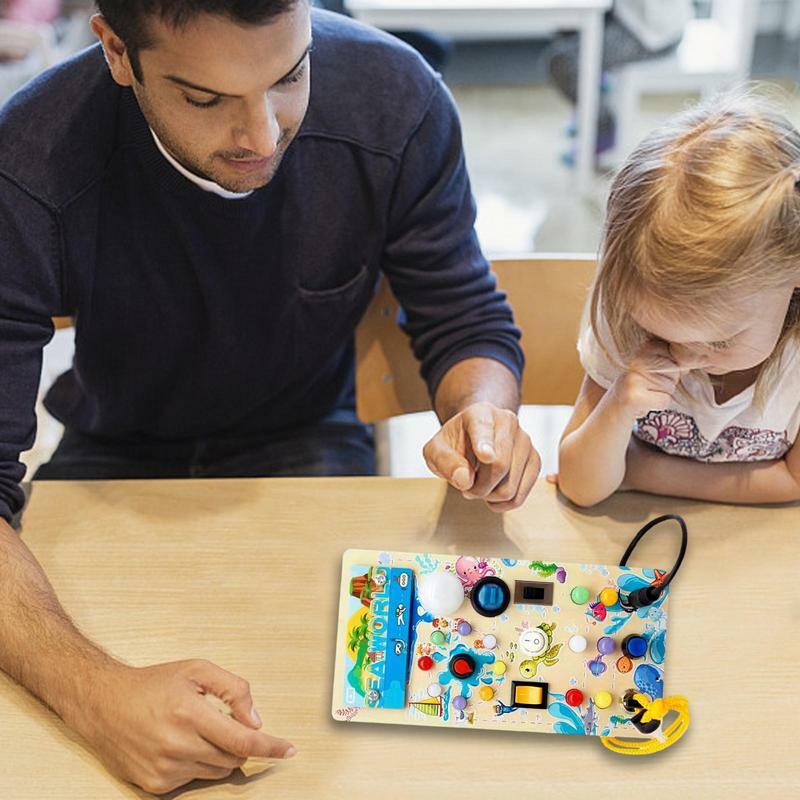 Tablero sensorial Montessori para niños pequeños, juguete de interruptor ocupado, juguetes para antes de jardín de infantes para ejercitar la percepción sensorial para el aula