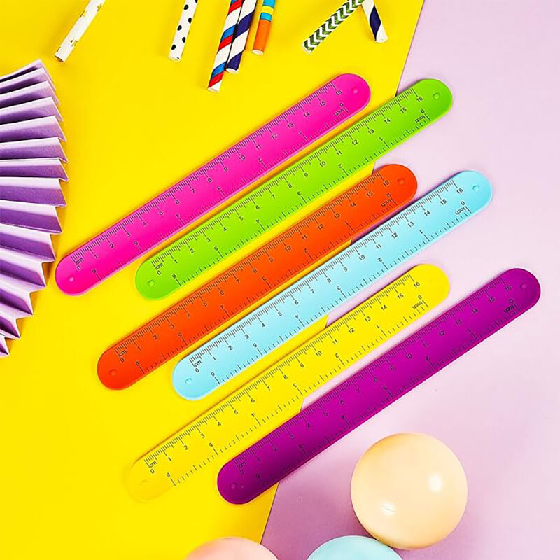 Penggaris gelang pukulan pita penggaris warna-warni gelang jepret untuk anak-anak hadiah pesta hadiah sekolah kelas