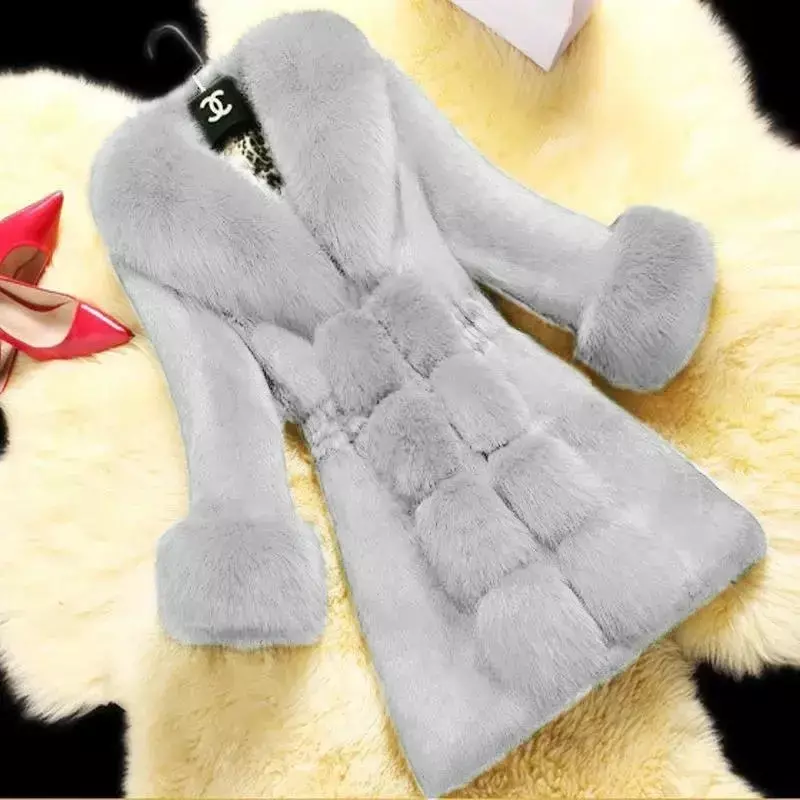 Chaqueta de pelo de conejo de imitación para mujer, abrigo elegante de piel falsa, ropa femenina, abrigo delgado y cálido de longitud media, moda coreana, Invierno 2023