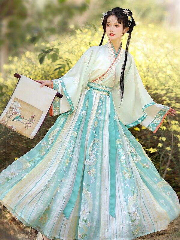 تنورة نسائية أصلية وأصلية من Wei و Jin Dynasty Hanfu على الطراز الصيني بياقة متقاطعة بطول الخصر ، تنورة يومية قديمة جديدة