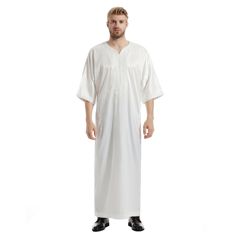 Uomini musulmani caftano Robe raso ricamo Jubba Thobe arabo saudita Thoub Eid Ramadan turco islamico Abaya vestito vestiti tradizionali