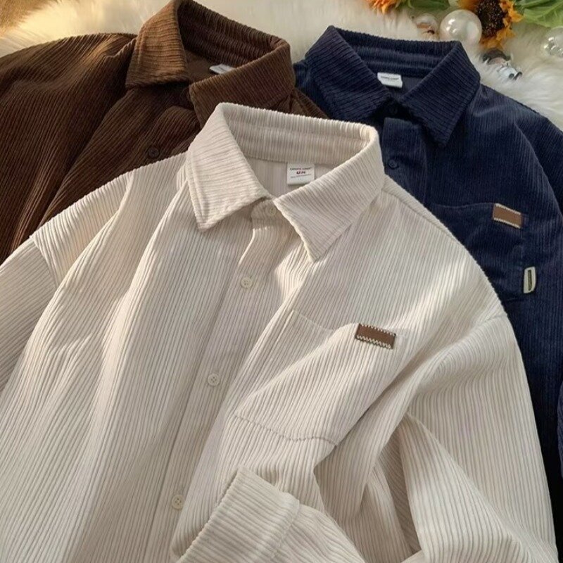 เสื้อ Y2K ผ้าลูกฟูกแขนยาวสำหรับผู้ชายเสื้อเชิ๊ตเกาหลีลายตารางเทศกาลมังงะเสื้อแจ็กเก็ตผ้าสักหลาดทรงหลวม