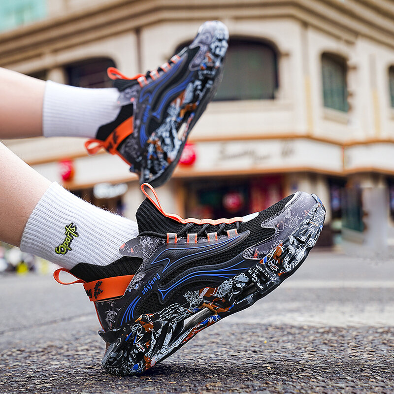 Scarpe da uomo sneaker casual 2024nuovi modelli superficie in rete traspirante scarpe da coppia da corsa tendenze moda tennis taglia grande Non in pelle