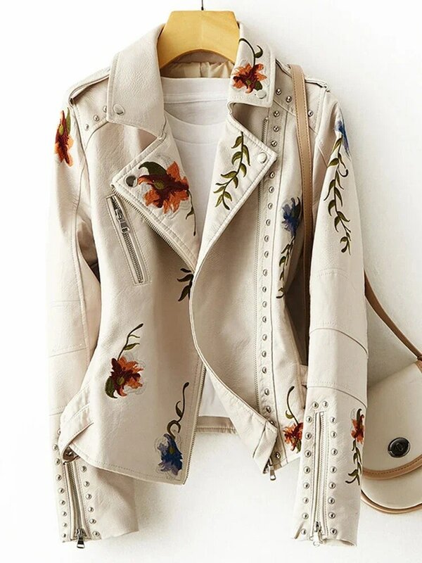 Kmetram-女性のための柔らかい合成皮革のジャケット,レトロなスタイルとポリウレタンの襟,花柄,パンク,ファッショナブル