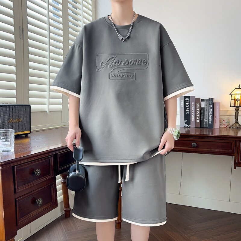 Męskie 2-częściowe zestawy Letni dres codzienny Mężczyźni O-neck List Piankowy nadruk T-shirt Elastyczny sznurek w talii Szorty z szerokimi nogawkami Garnitury