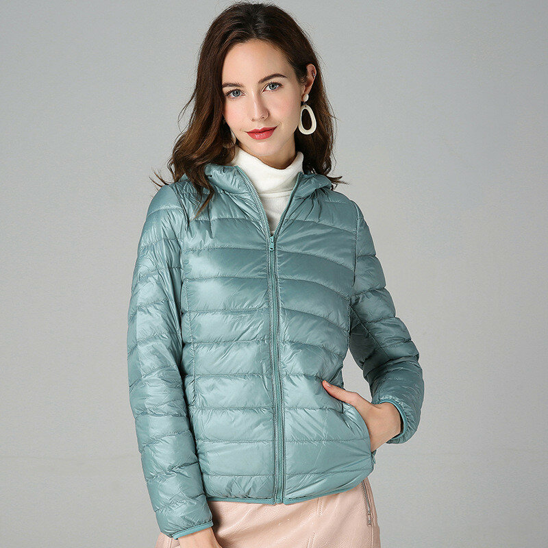 Новинка 2024, Брендовая женская Европейская куртка MRMT, короткая легкая Толстая теплая модная куртка на белом утином пуху
