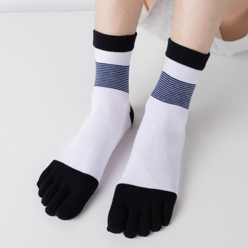 5 Pairs/lot Man Toe Middle Tube Socks Black White Stripes Soft Cotton Sports Sock Young Casual Harajuku Socks With Toes