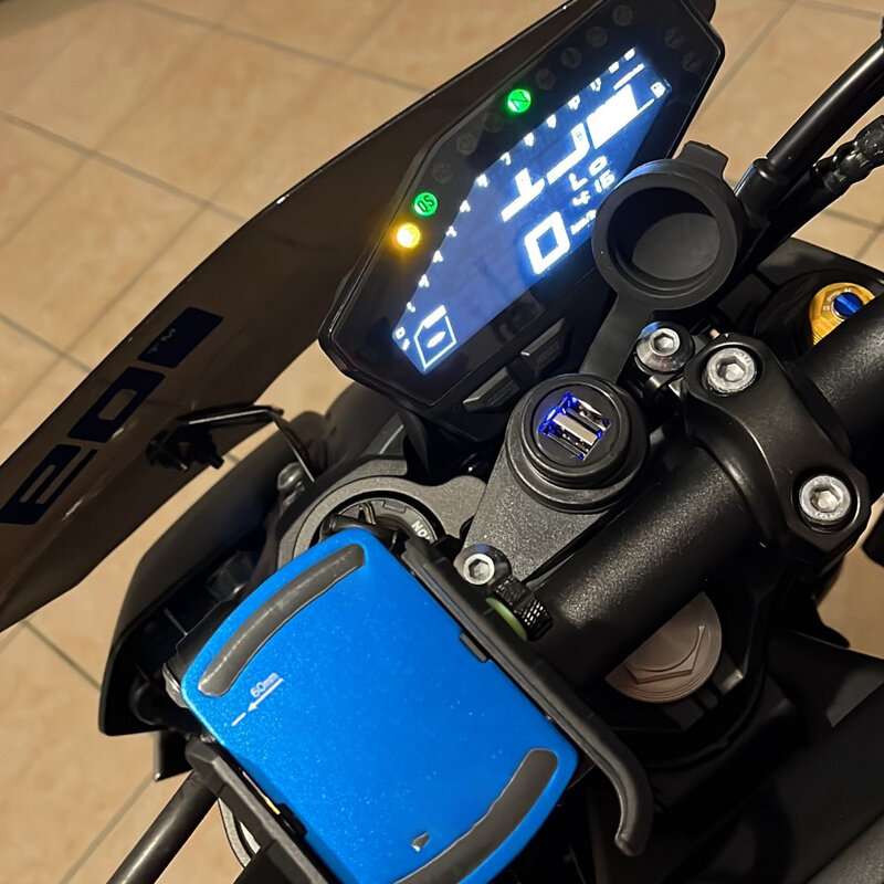 Dual USB Carregador Plug Soquete Adaptador, Acessórios de Motocicleta, Yamaha MT09 SP FZ09 MT-09 MT09 2018-2021 2022 2023 2024