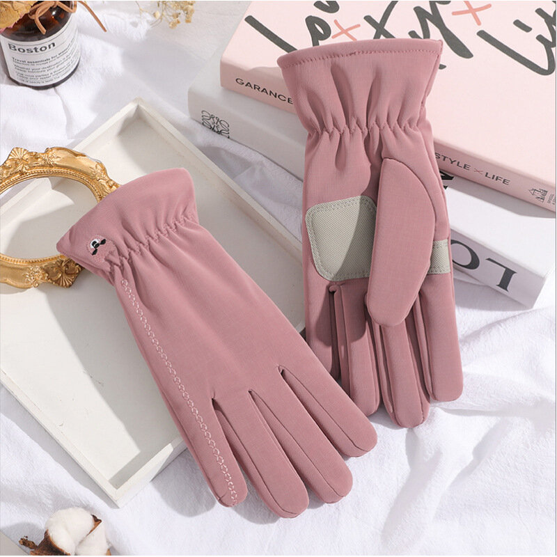 Женские зимние перчатки с бархатной подкладкой и защитой от скольжения