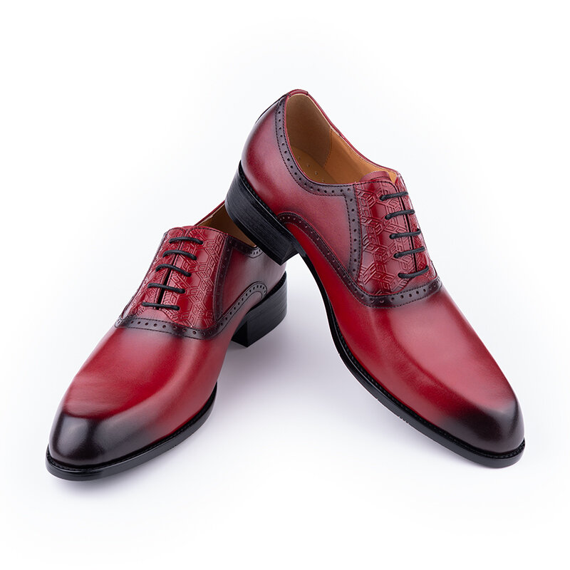 Nowy buty ze skóry bydlęcej dla męskiego elegancki nadruk Retro wieczór weselny obuwie towarzyskie czerwone czarne klasyczne buty biurowe dla dorosłych