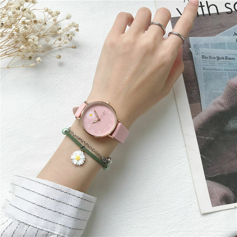 Детские часы в стиле Харадзюку С маргаритками, простые кварцевые часы для девочек с кожаным ремешком, зеленые и розовые часы с браслетом, часы в подарочной коробке