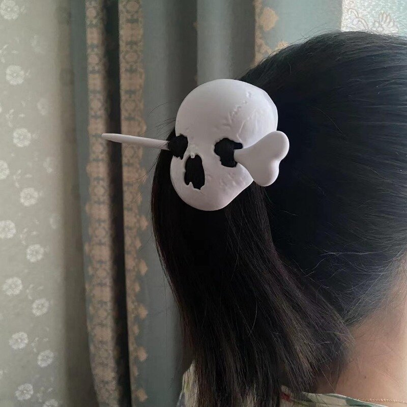 Punk Metal Skull Hairpins Retro Vintage Hair clips for Women Holloween Decoration Hair Sticks Headwear Hairclip Hair Accessories
