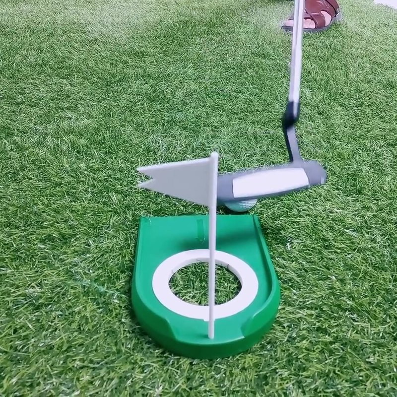 ในร่ม Golf Putting Trainer พร้อมธงพัตเตอร์สีเขียว Practice Aid Home Yard กลางแจ้งการฝึกอบรมปรับ Hole