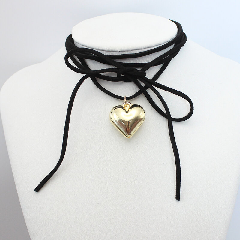 Nowy gotycki czarny aksamitny naszyjnik naszyjnik z dużym sercem dla kobiet elegancki splot wiązany kokardka regulowany łańcuszek biżuteria
