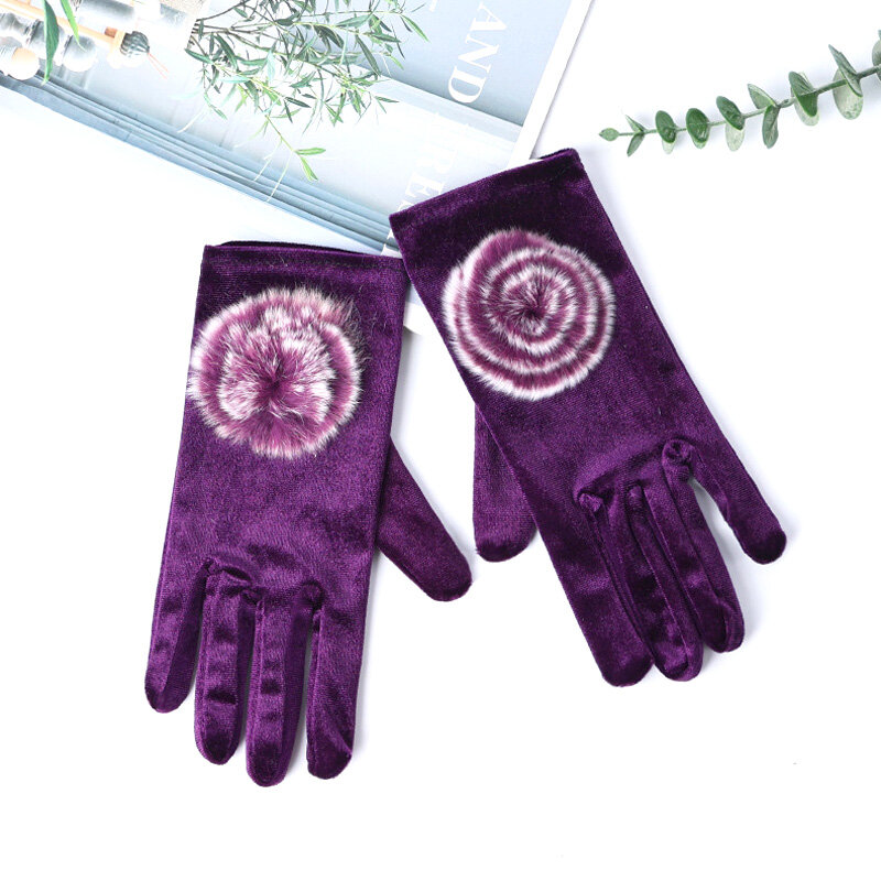 Vintage Samt Handgelenk handschuhe weichen Pompon Fäustling einfarbig Voll finger Handschuh Winter Frauen warme Fäustlinge Abendessen Kleid Accessoires