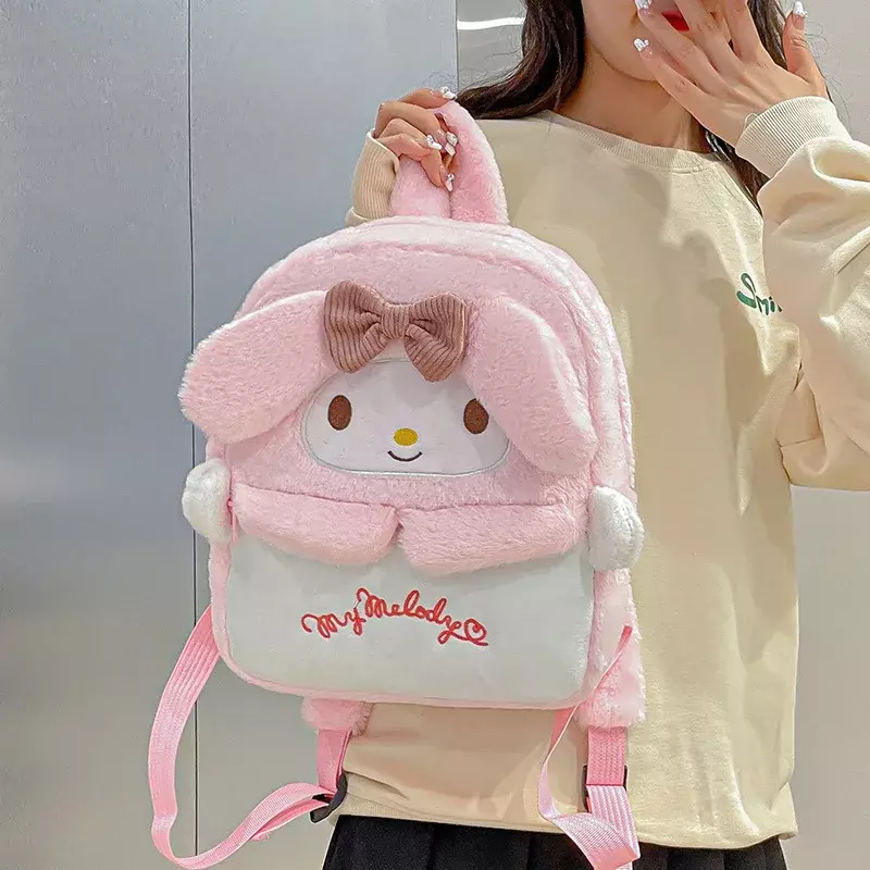 حقيبة ظهر من MINISO - Sanrio مصنوعة من القطيفة الكرتونية ، حقيبة مدرسية ذات سعة كبيرة ، حقيبة كتف منفوشة لطيفة ، هدية عيد ميلاد للبنات