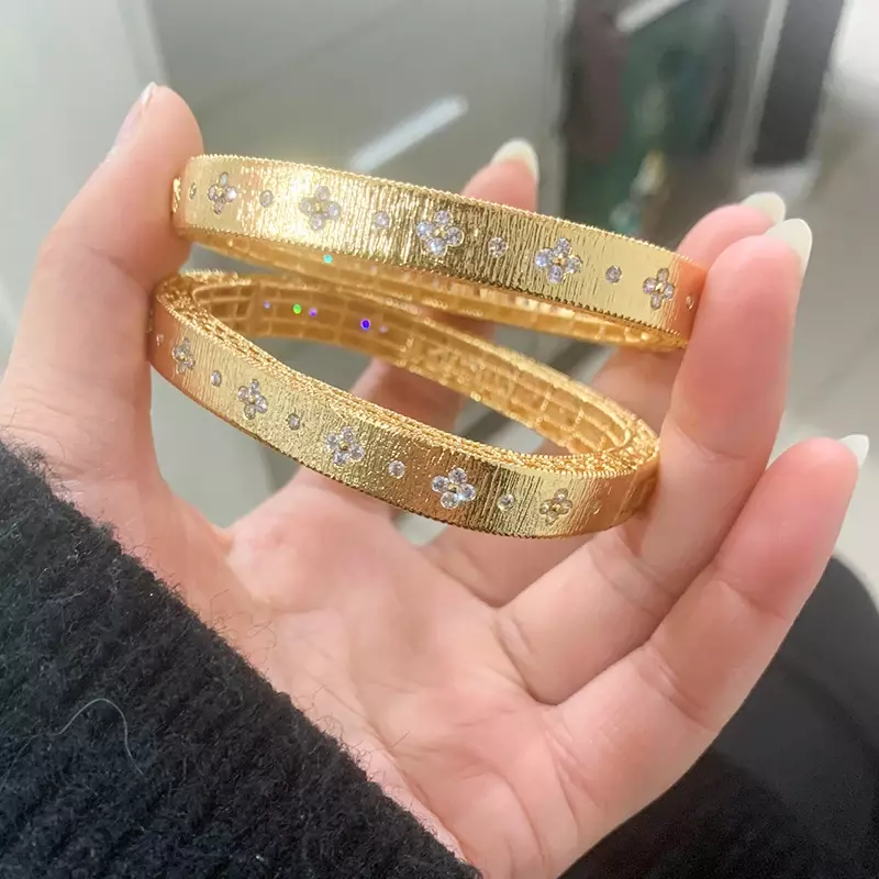 Lucky Flower Bangles Big Bangle for Women Gold Color Bracelets Female's High Quality Jewelry