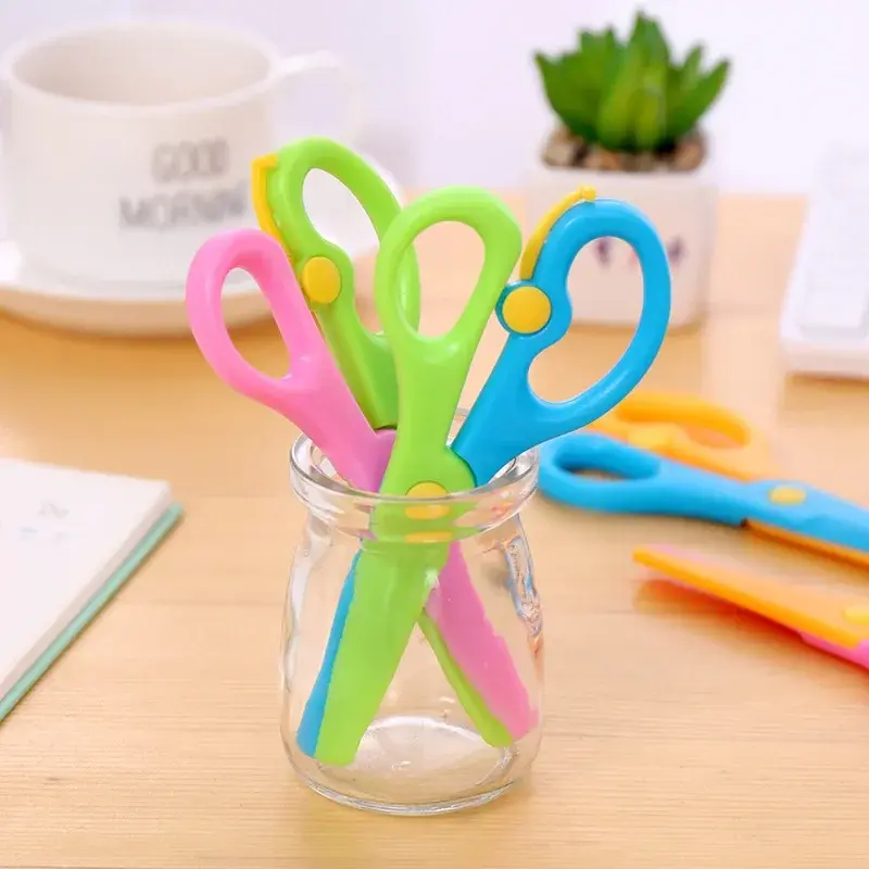 Safety Round Head Plastic Scissors Student Art Tool Kits Children Kids Paper Cutting Minions Supplies for Kindergarten School