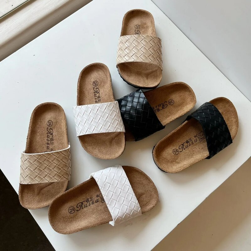 Zapatillas de corcho tejidas para niños, zapatos antideslizantes de estilo coreano, simples e informales, a la moda, novedad de verano, 2023