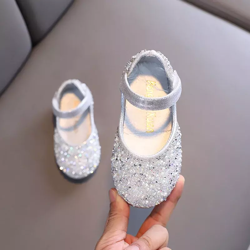 Zapatos de cuero con diamantes de imitación para niñas, zapatos de princesa con lazo de perlas, suaves, para bebés y niños pequeños, primavera 2024, G06