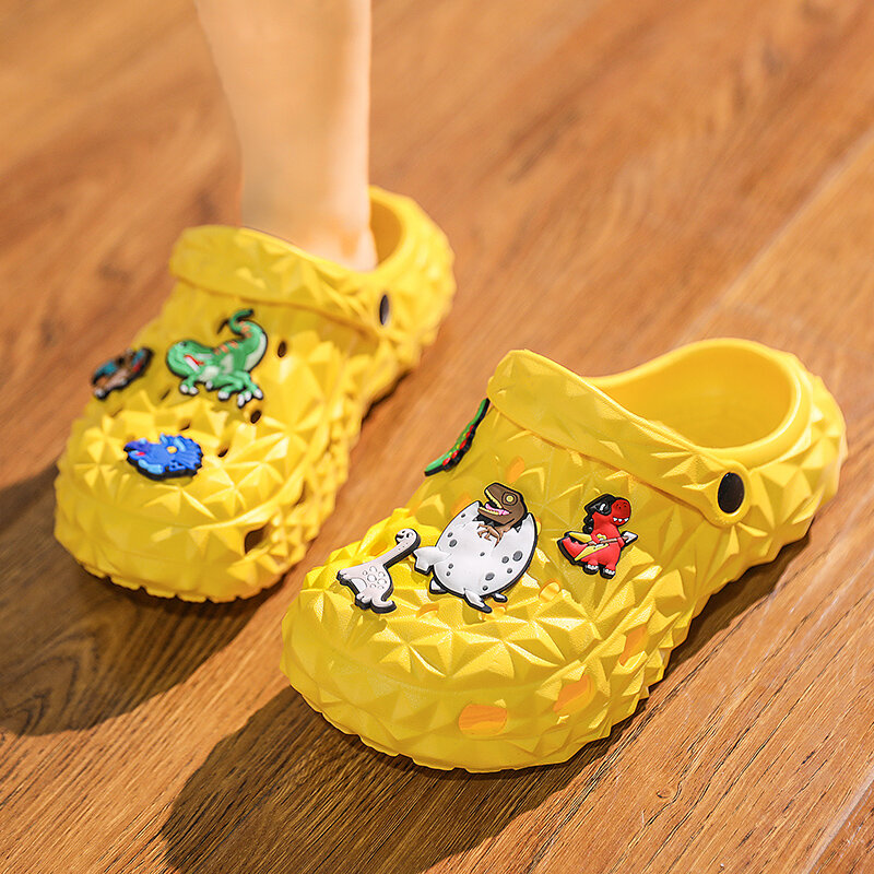 Nowe dzieci pantofle dziewczęce sandały zatykają śliczne kreskówkowe dinozaury letnie buty sneakersowe dziewczęce pantofle darmowa wysyłka