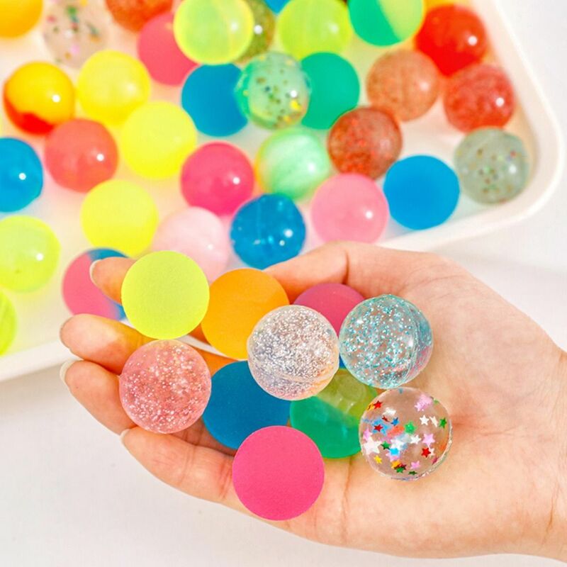 Bola pantul warna-warni memantul Mini kreatif menyenangkan berkilau bola karet transparan warna gradien mainan bola membal Tinggi properti foto