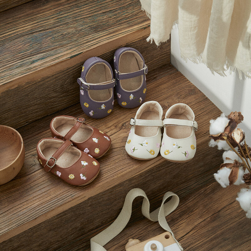 Ma & baby-zapatos para bebé de 0 a 18 meses, calzado para recién nacido, para primeros pasos, con bordado Floral
