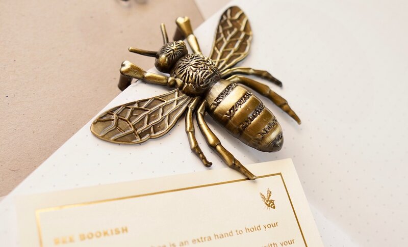 Soporte de página de Metal con forma de abeja Vintage, Clip para diario, decoración de cuaderno, lindo marcador, accesorios de planificador
