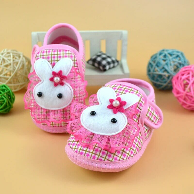 Обувь для малышей, мягкая нескользящая подошва, для новорожденных, для девочек и мальчиков, обувь для первых шагов с принтом кролика, мультяшная обувь для первых шагов