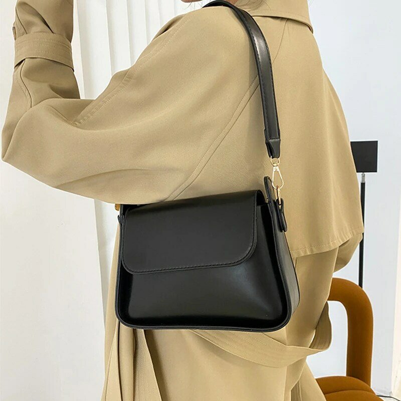 Bolso cruzado Vintage de cuero PU para mujer, bolsa de mensajero con solapa de Color sólido Simple, de diseñador, a la moda, 2024
