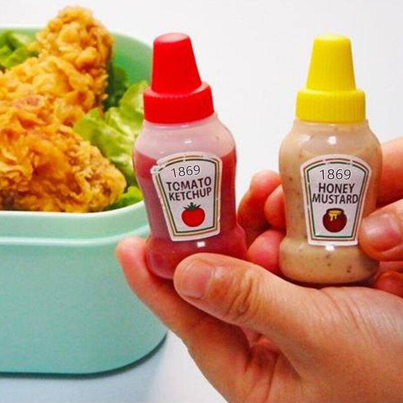2pcs/set 25ML Mini Tomato Ketchup Bottle Portable Small Sauce Container Salad Dressing Container Pantry Containers for Bento Box