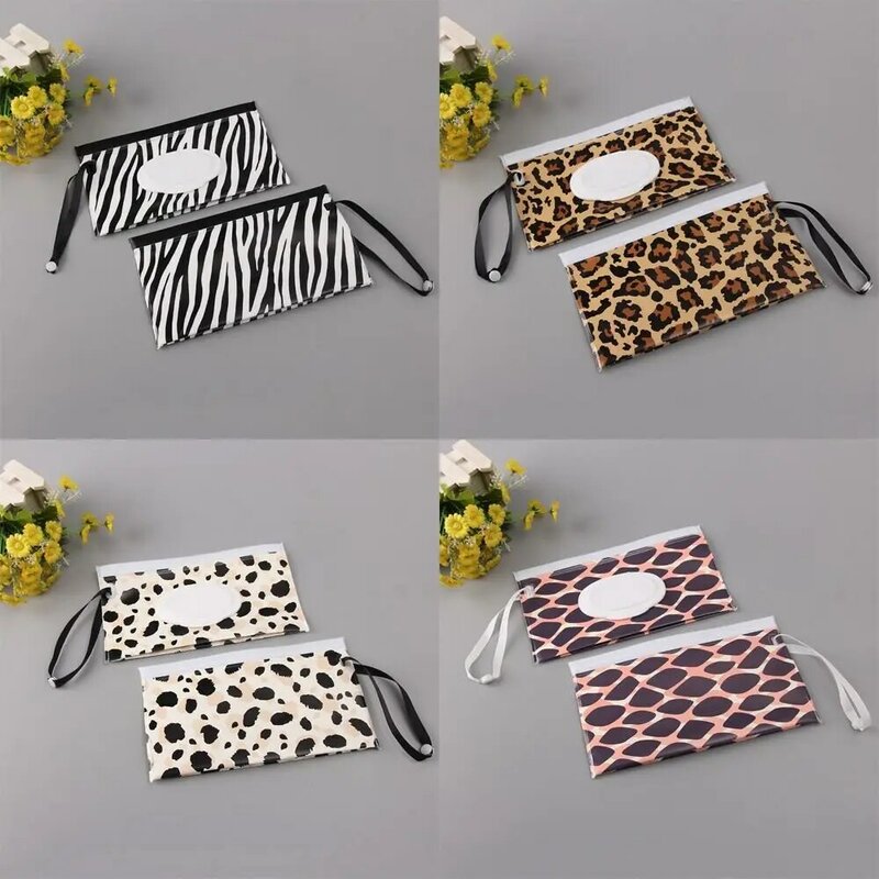 Outdoor Cute Stroller Accessories Baby Product Flip Cover Portable Wipes Holder Case Cosmetic Pouch Wet Wipes Bag Tissue Box