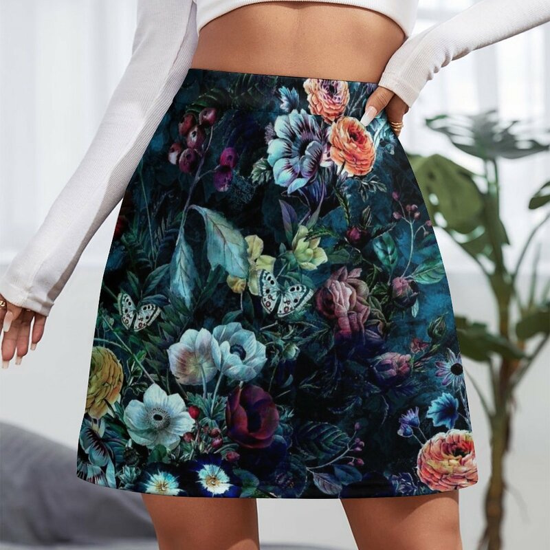 Night Garden-Mini jupe de luxe pour femmes, vêtements de style japonais