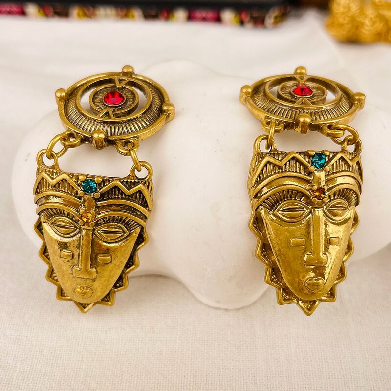 インドの像のイヤリング,部族のイヤリング,アンティーク,ゴールドカラー,エキゾチックな幾何学的,大きな誇張されたペンダントの装飾