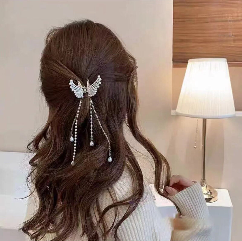Заколки для волос с бабочкой женские, элегантные металлические геометрические зажимы с жемчугом и бахромой, аксессуары для волос, 2022