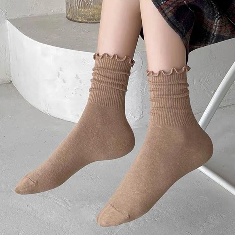 Coffee-colored Mid-calf Socks Retro Lace Mid-calf Women's Socks with Sweat-absorbent Design for Daily Sports Versatile Cute
