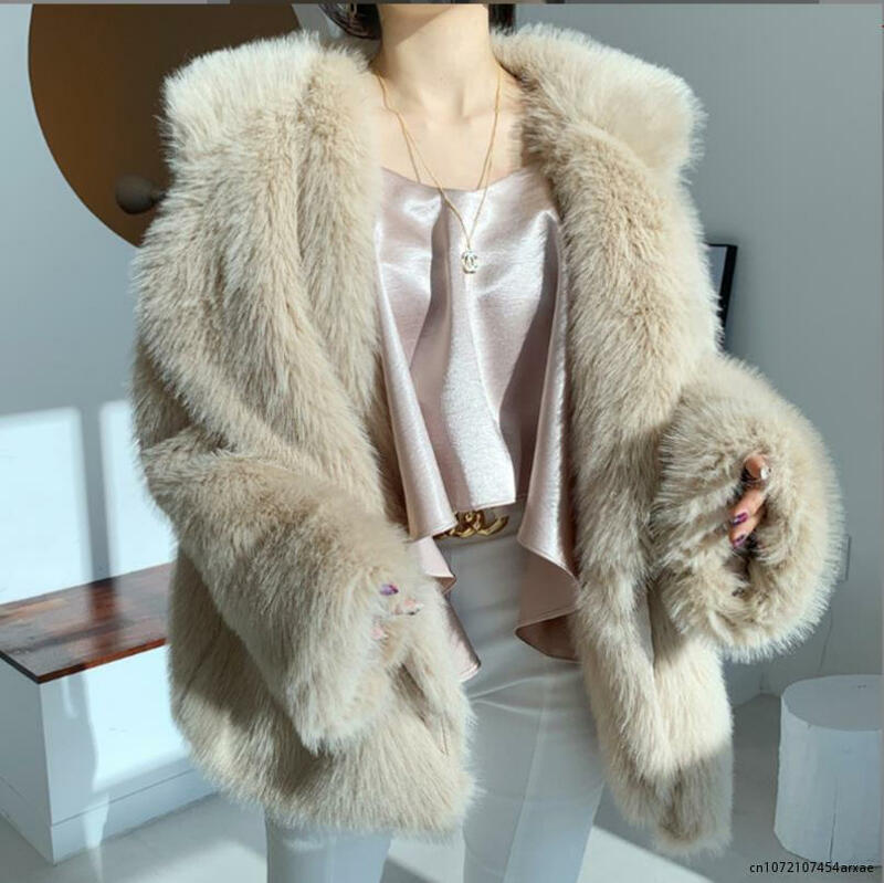 Jaket bulu palsu wanita, mantel bulu Faux-Fox musim dingin setelan 2023 kerah hangat longgar warna Pink untuk wanita