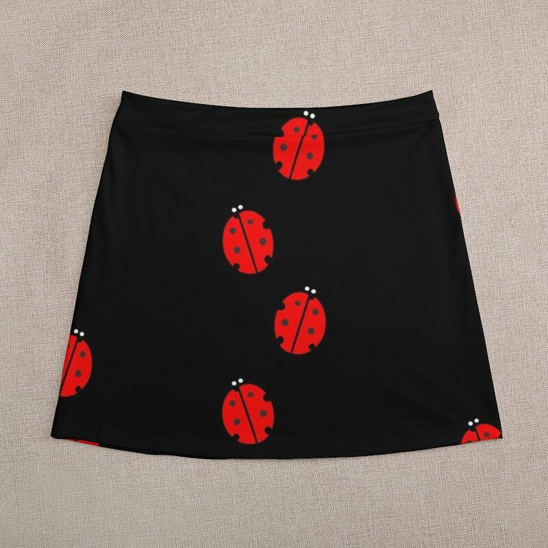 Minifalda de mariquita roja y negra para mujer, vestidos de verano para mujer, trajes de club nocturno, minifalda 2023