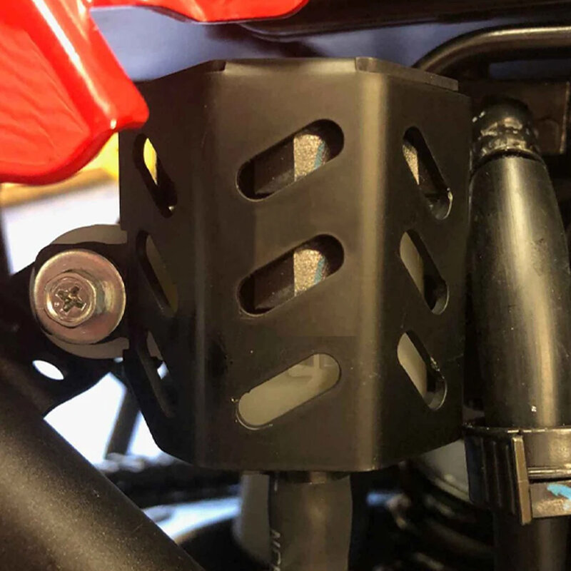 For YAMAHA T7 XT700Z XTZ690 XT690Z XTZ700 Tenere 2019-2024 2023 Motorcycle Rear Brake Fluid Reservoir Cap Cover Guard Protector