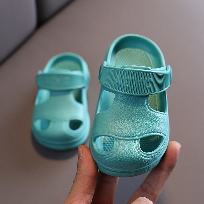 Sepatu Bayi Baru Musim Panas Sandal Anak 2022 Anak-anak Bagus Non-slip Lantai Lembut Anak Laki-laki Perempuan Balita Sepatu Pantai Sandal Anak 1-5 Tahun