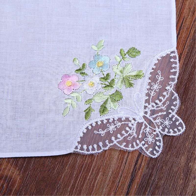 5 szt. Damskie bawełniane chusteczki do nosa haftowane kwiatowo na motylkową koronkową kieszeń Ha