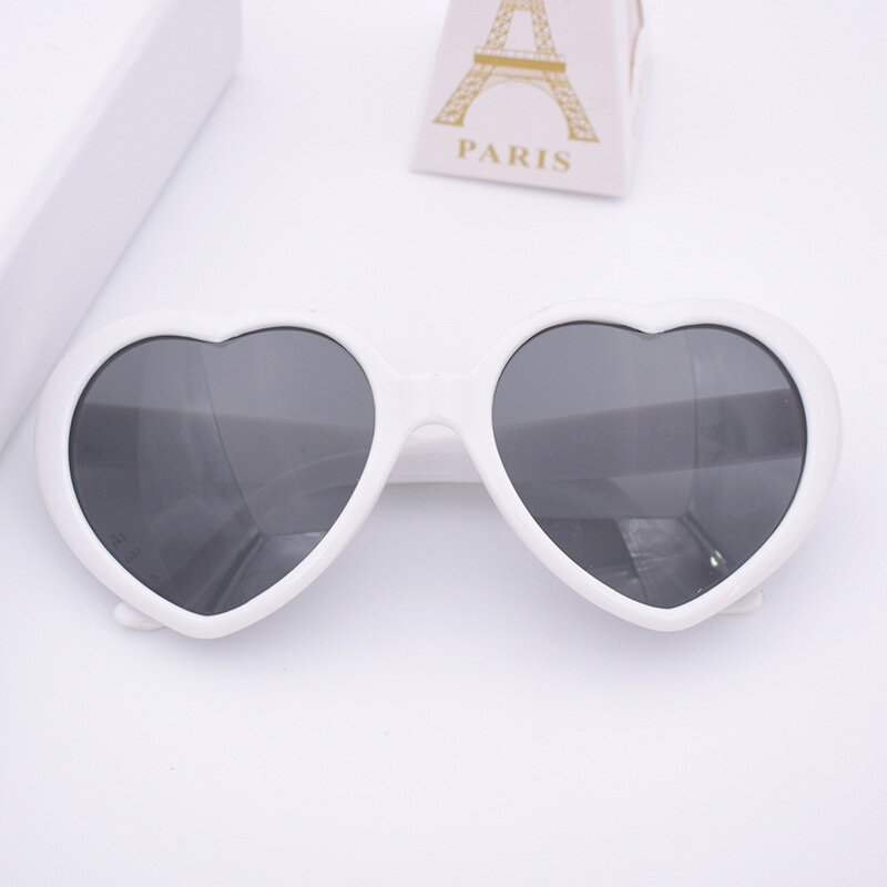 Óculos vintage Cat Eye para mulheres, designer de marca, coração do amor, sexy, retro, quente, na moda, 1pc